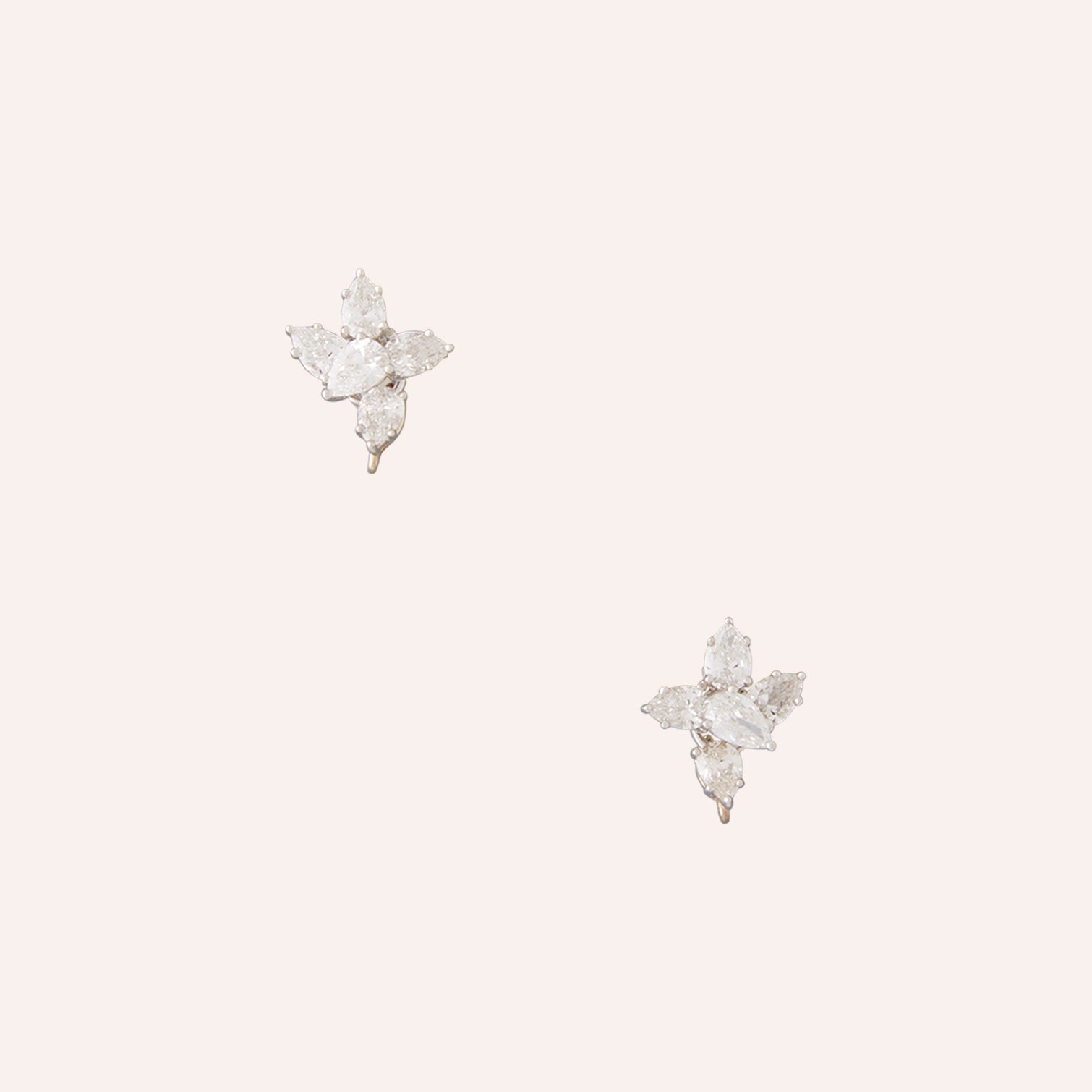 18K White Gold Pear Cut Diamond Cluster Earrings