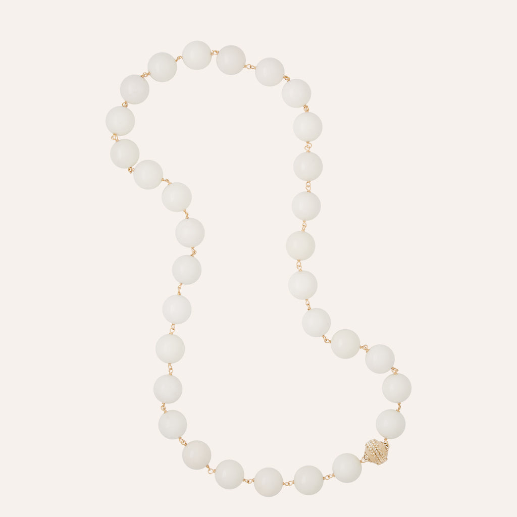 Caspian Victoire White Agate 16mm Necklace