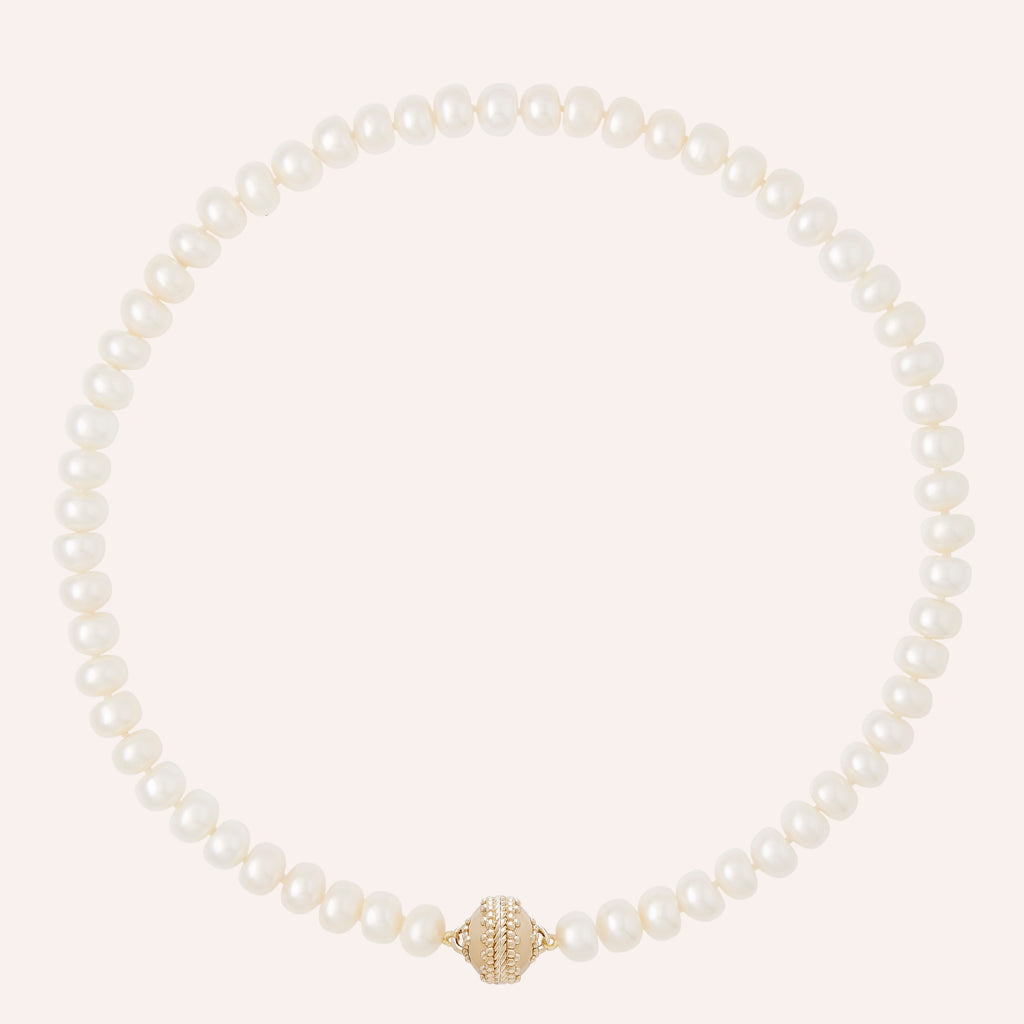 White Freshwater Button Pearl Necklace