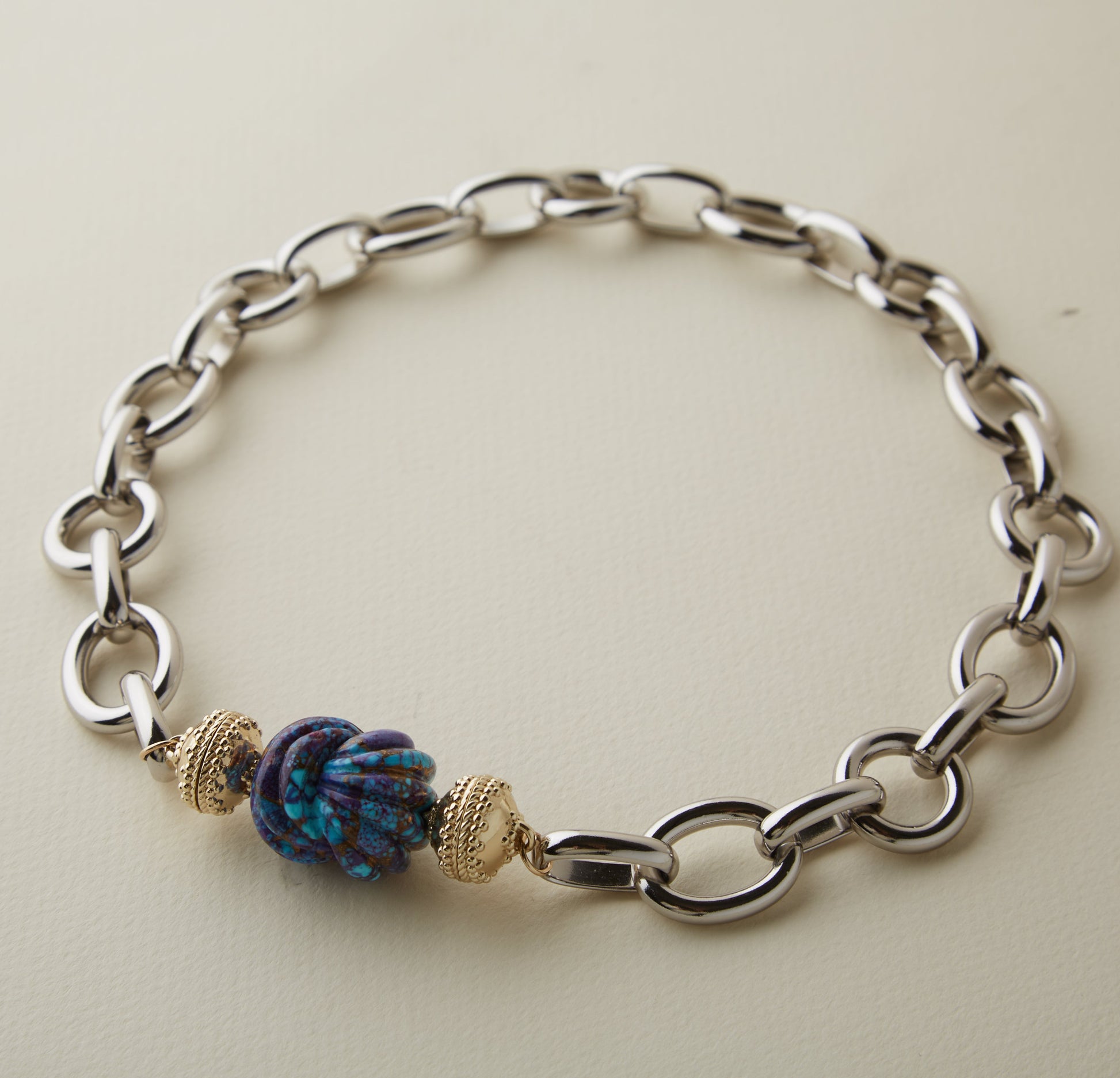 Small Carved Knot Mohave Purple Centerpiece