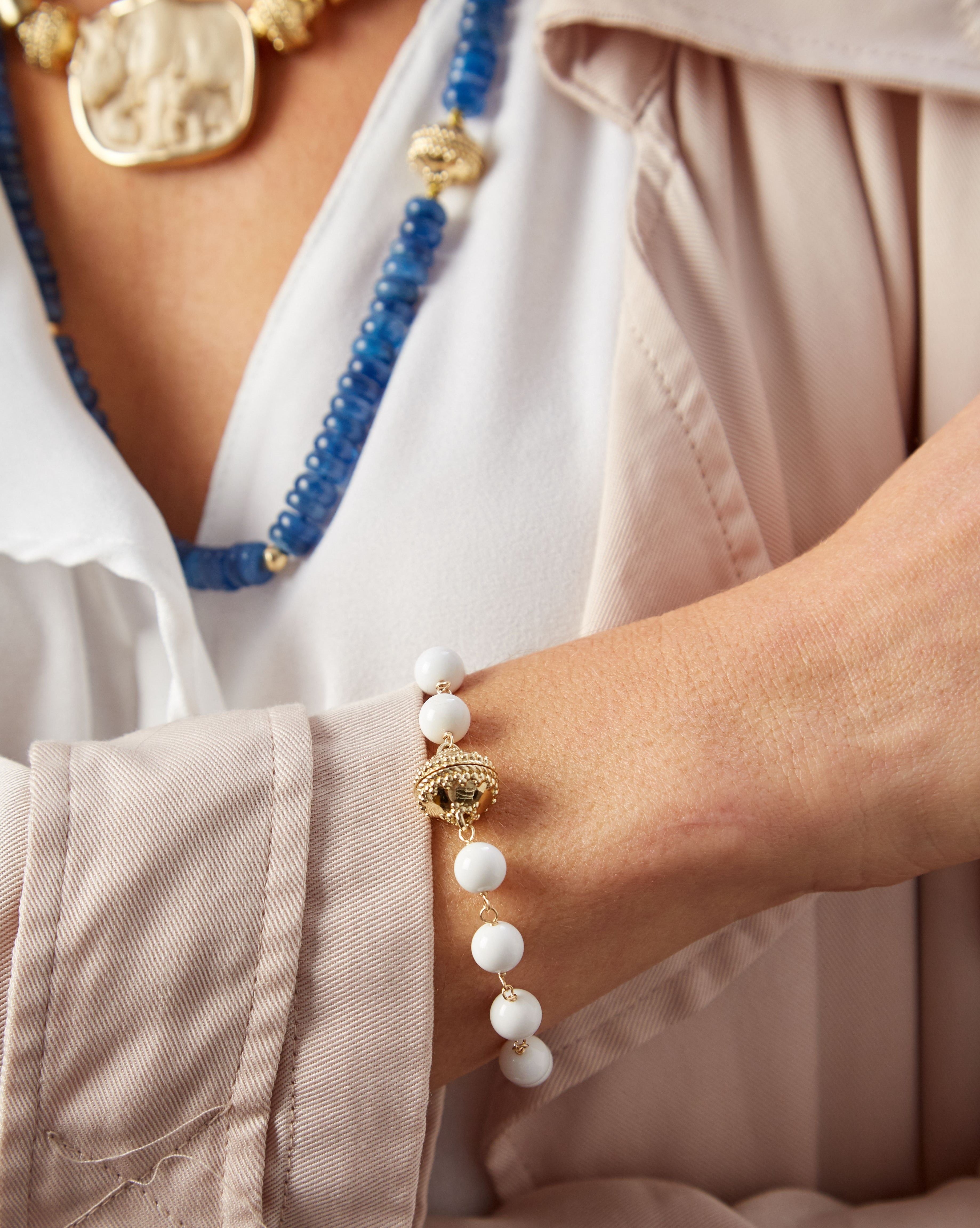 Caspian Victoire White Agate 8mm Bracelet