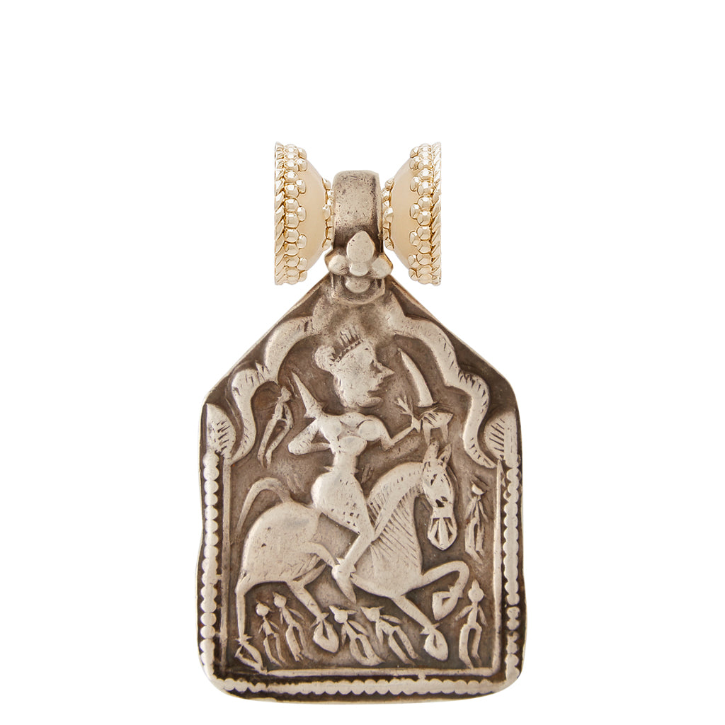 Colaba Woman Centerpiece
