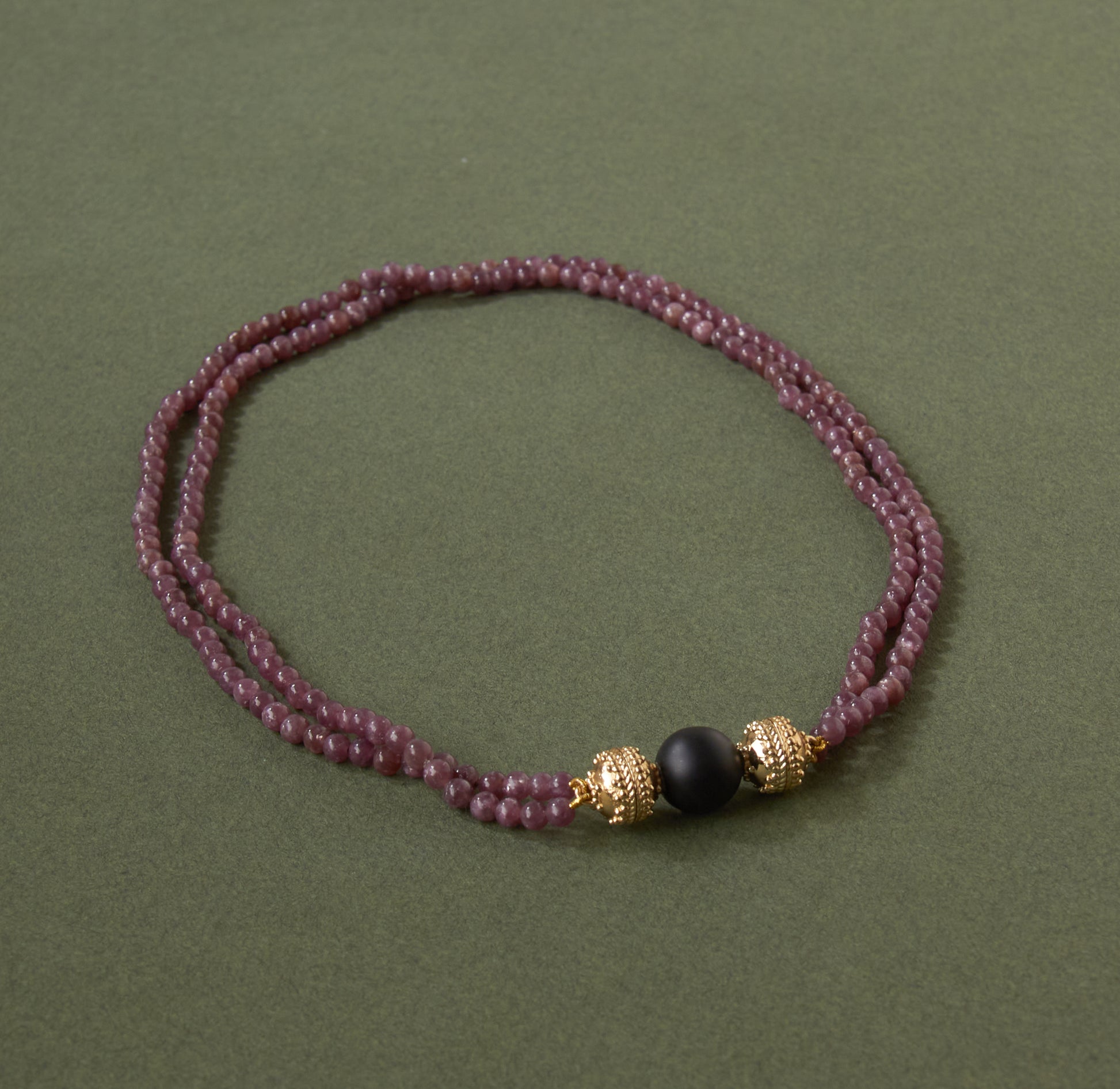 Victoire 12mm Matte Black Onyx Mini Centerpiece