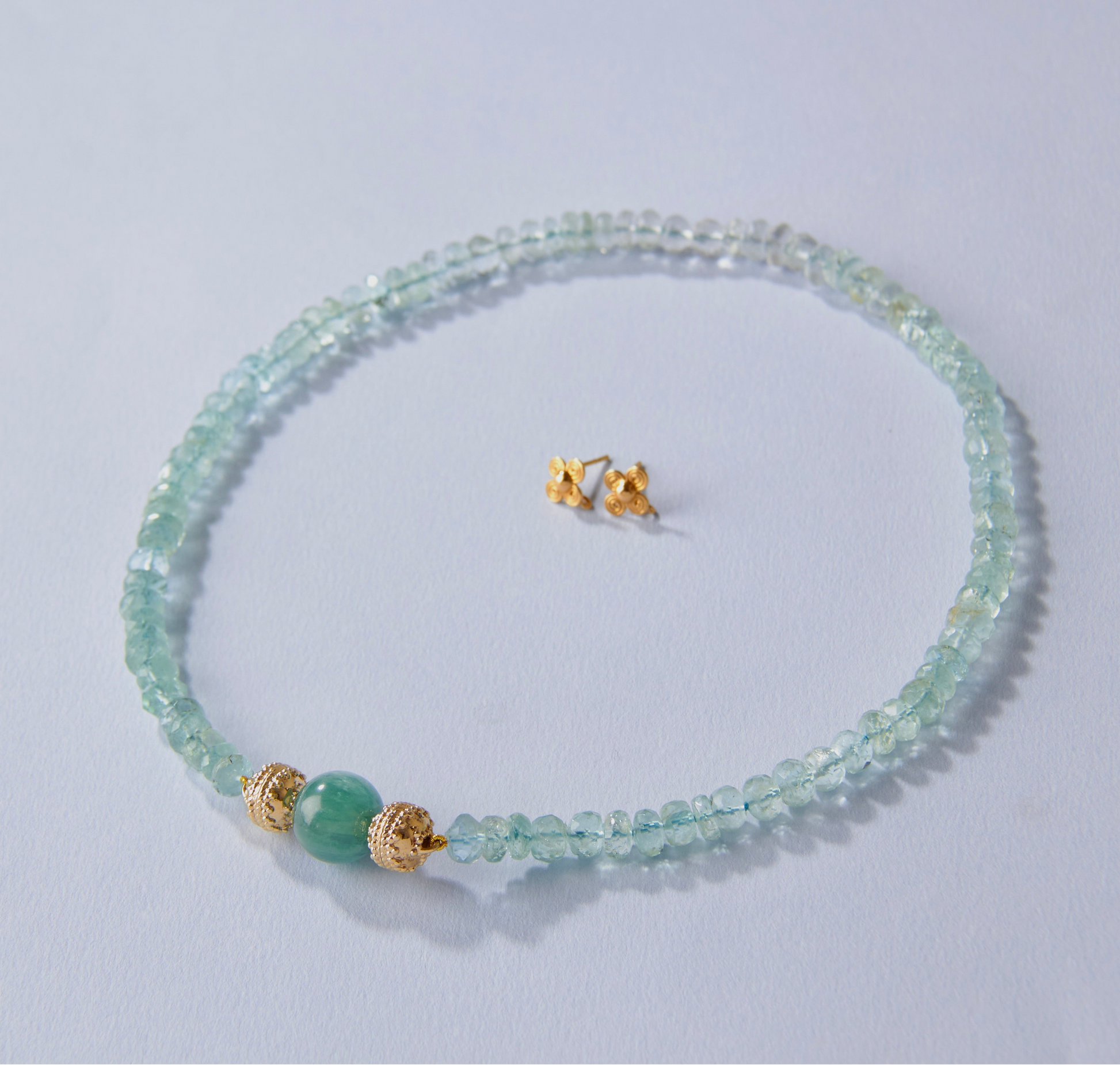Victoire Blue Green Kyanite 14mm Mini Centerpiece