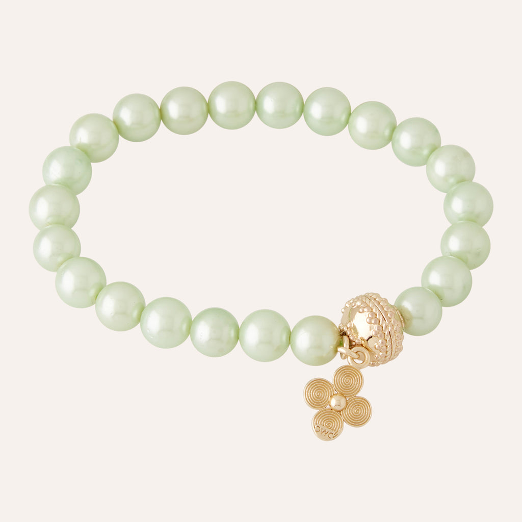 Dyed Green Potato Pearl Stretch Bracelet