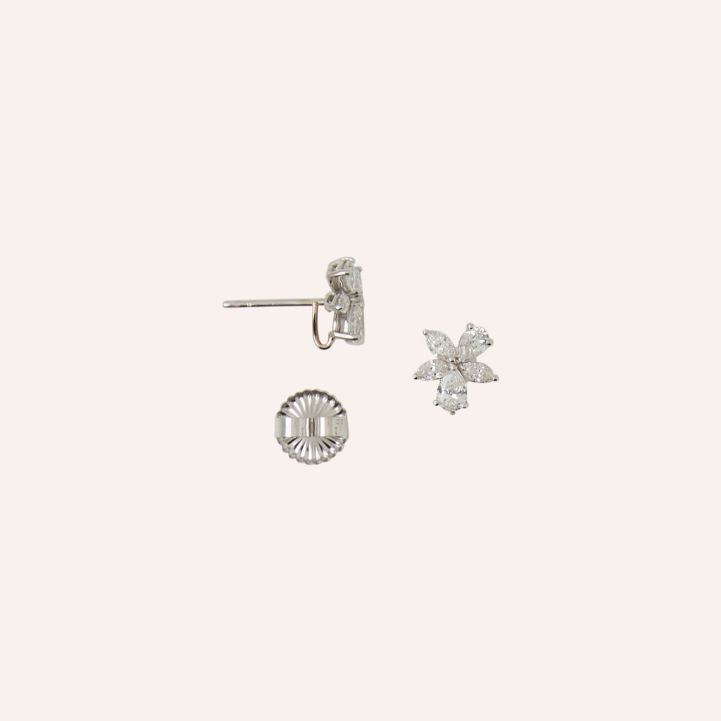 18K White Gold Floral Diamond Earrings