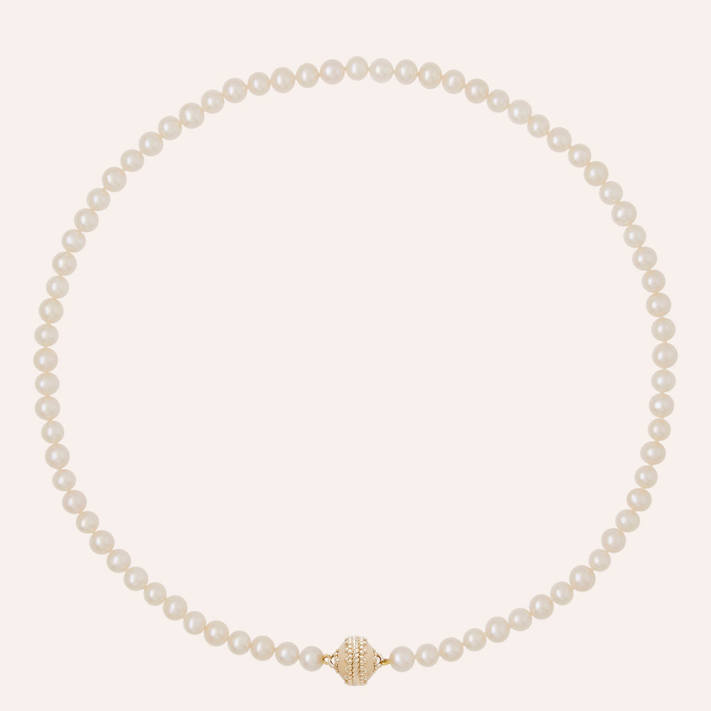 Freshwater White Round Pearl Mini Necklace
