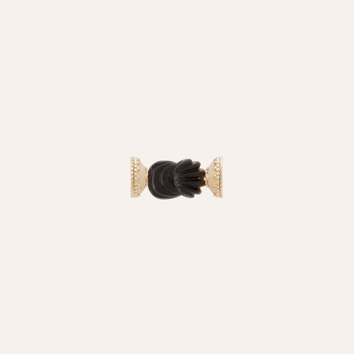 Micro Onyx Carved Knot Mini Centerpiece