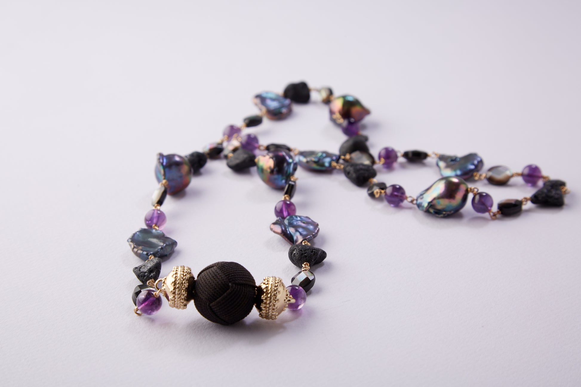 Black Woven Knot Centerpiece