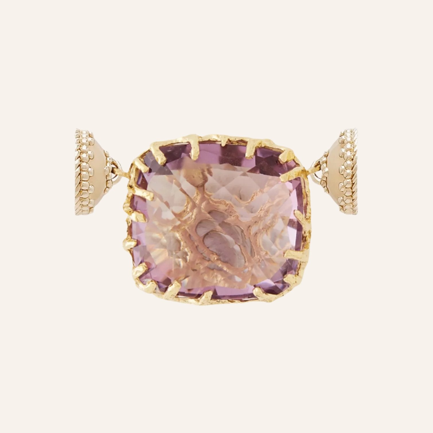 18K Seaside Light Amethyst Centerpiece