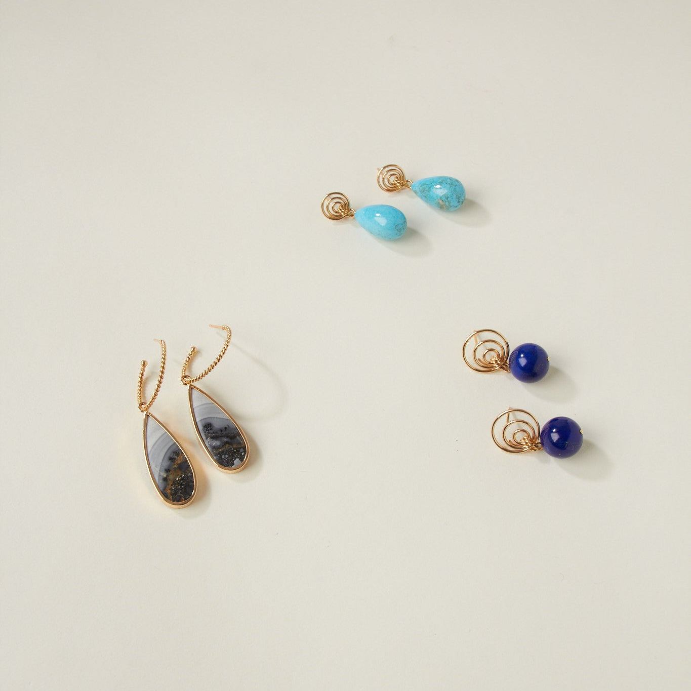 14K Victoire 13mm Blue Lapis Drops