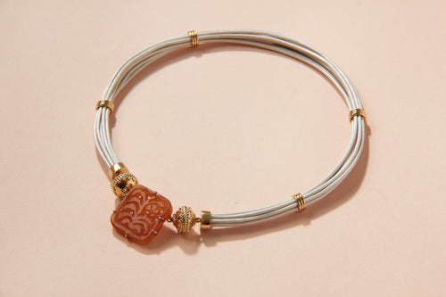 Aspen Leather White Pearl Necklace