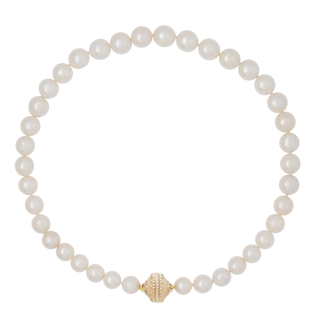 Classic Graduated Pearl Necklace