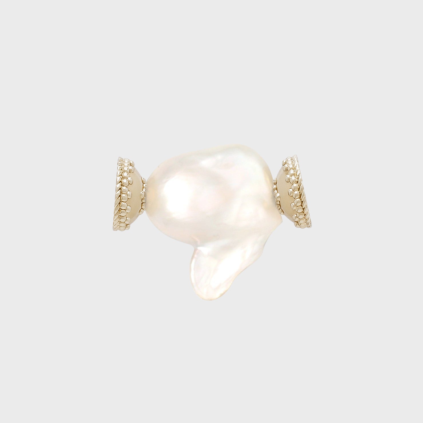 Irregular White Baroque Pearl Centerpiece